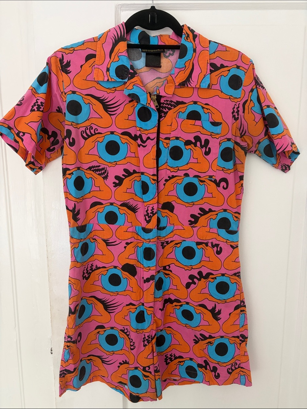 Nooworks Shortalls Romper in psychedelic eyes print size small